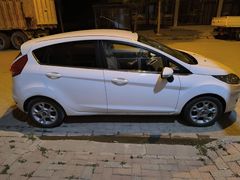 Sahibinden Ford Fiesta 1.4 Titanium 2012 Model Muş 157.000 km Beyaz