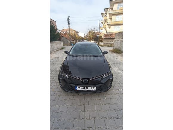Sahibinden Toyota Corolla 1.8 Hybrid Dream 2020 Model Kırıkkale 134.000 km Siyah