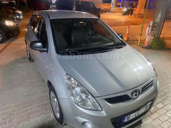 Sahibinden Hyundai i20 1.4 CRDi Team 2012 Model