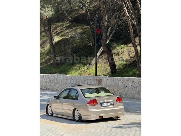 Sahibinden Honda Civic 1.6i VTEC ES 2005 Model 