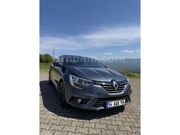 Sahibinden Renault Megane 1.3 TCe Joy 2020 Model 