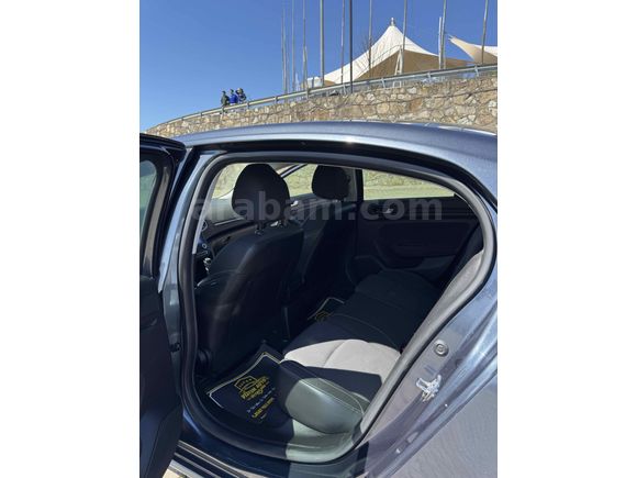 Sahibinden Renault Megane 1.3 TCe Joy 2020 Model 
