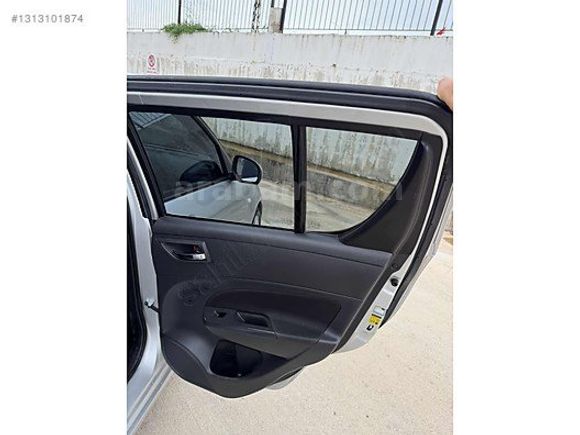 2011 SWİFT OTOMATİK CAM GİBİ KUSURSUZ