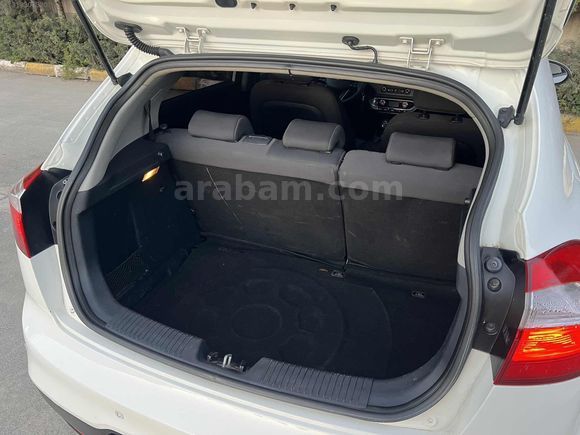 2012 KİA RİO 1.4 CRDİ MASRAFSIZ TERTEMİZ