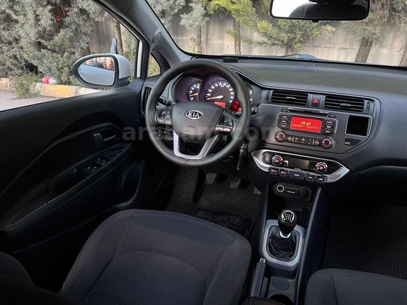 2012 KİA RİO 1.4 CRDİ MASRAFSIZ TERTEMİZ