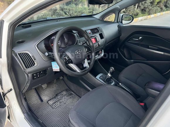 2012 KİA RİO 1.4 CRDİ MASRAFSIZ TERTEMİZ