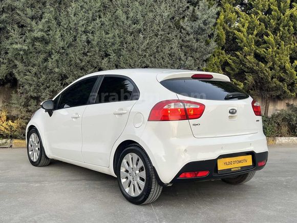 2012 KİA RİO 1.4 CRDİ MASRAFSIZ TERTEMİZ