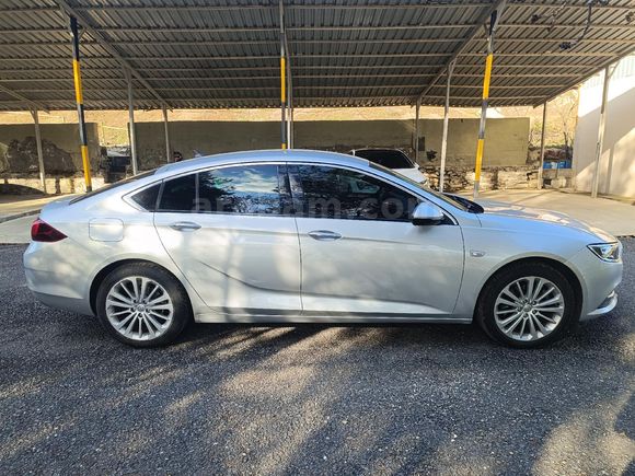 Sahibinden Opel Insignia 1.6 CDTI Grand Sport Excellence 2017 Model