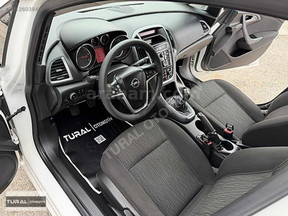 2014 3 PARÇA BOYALI DEĞİŞENSİZ 1.3 CDTI EDİTİON TAKAS OLUR..