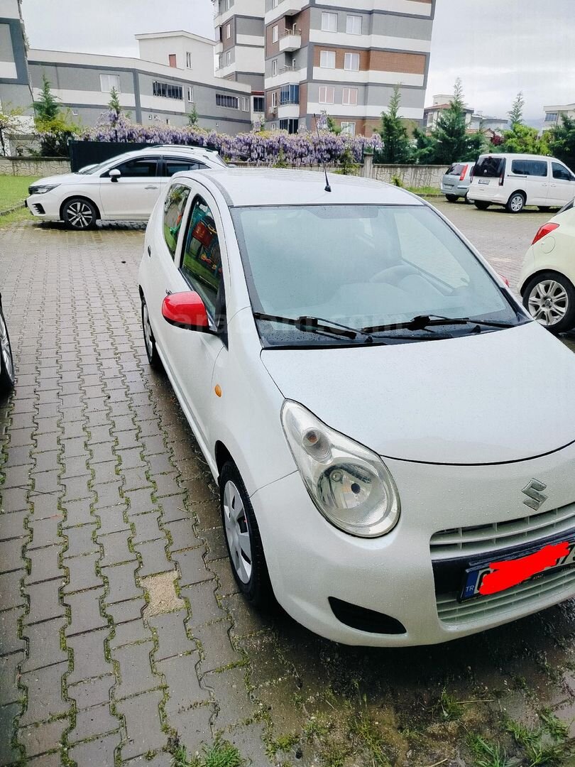 Sahibinden Suzuki Alto 1.0 GL 2011 Model Tokat 230.000 km Beyaz 2