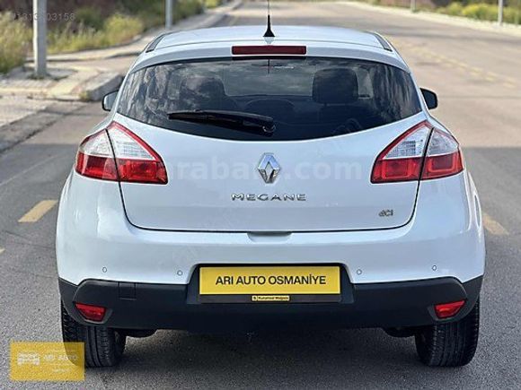 2013 MEGANE 3 1.5 DCİ TOUCH MANUEL 174 KM HATASIZ BEYAZ