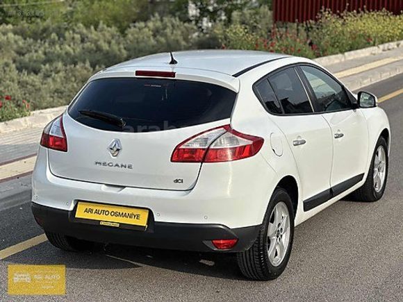 2013 MEGANE 3 1.5 DCİ TOUCH MANUEL 174 KM HATASIZ BEYAZ