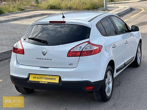 2013 MEGANE 3 1.5 DCİ TOUCH MANUEL 174 KM HATASIZ BEYAZ