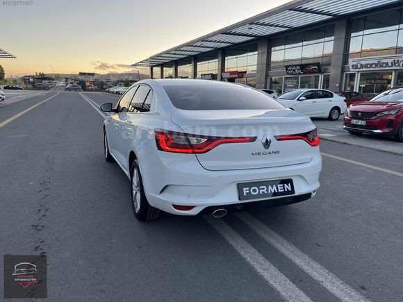 2017 MODEL 1.5 dCi OTOMATİK TOUCH