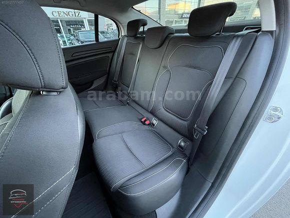2017 MODEL 1.5 dCi OTOMATİK TOUCH