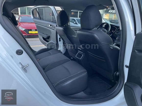 2017 MODEL 1.5 dCi OTOMATİK TOUCH