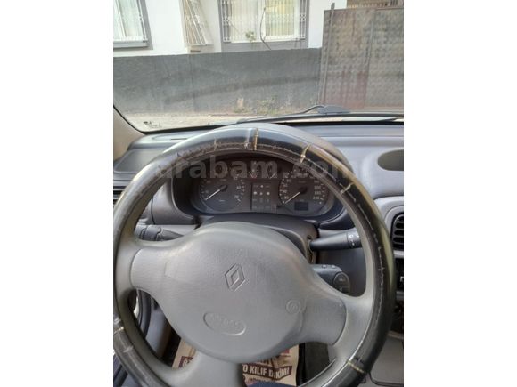 Sahibinden Renault Clio 1.4 RNA 2000 Model