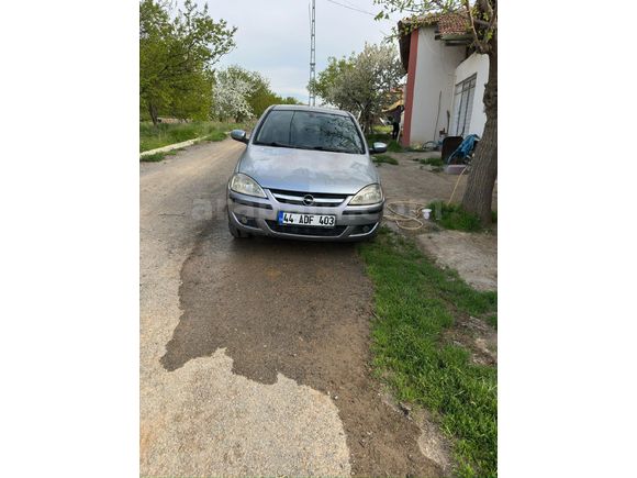 Sahibinden Opel Corsa 1.4 Twinport Enjoy 2005 Model  252.000 km Gri (Gümüş)