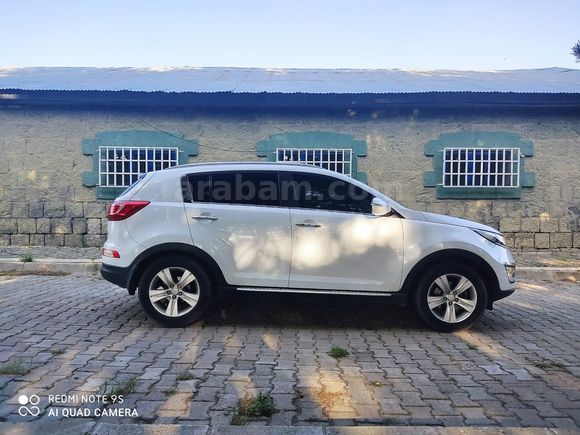 Sahibinden Kia Sportage 1.6 GDI 2011 Model  175.000 km Beyaz