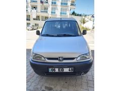 Peugeot Partner 1.9 D düşük km li 2001 Model