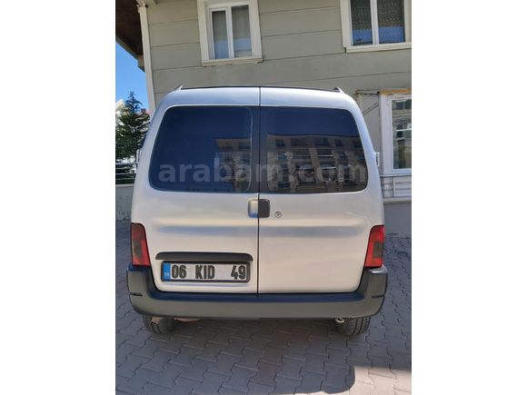 Peugeot Partner 1.9 D düşük km li 2001 Model