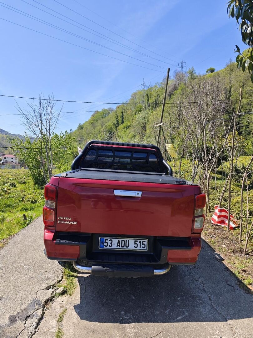 Sahibinden Isuzu D-Max 1.9 D 4x2 V-Life 2022 Model 4