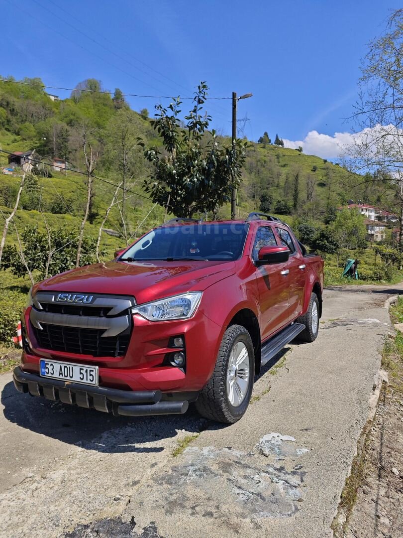 Sahibinden Isuzu D-Max 1.9 D 4x2 V-Life 2022 Model 3