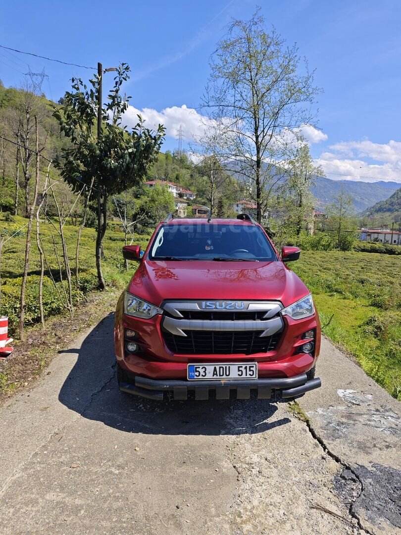 Sahibinden Isuzu D-Max 1.9 D 4x2 V-Life 2022 Model 1