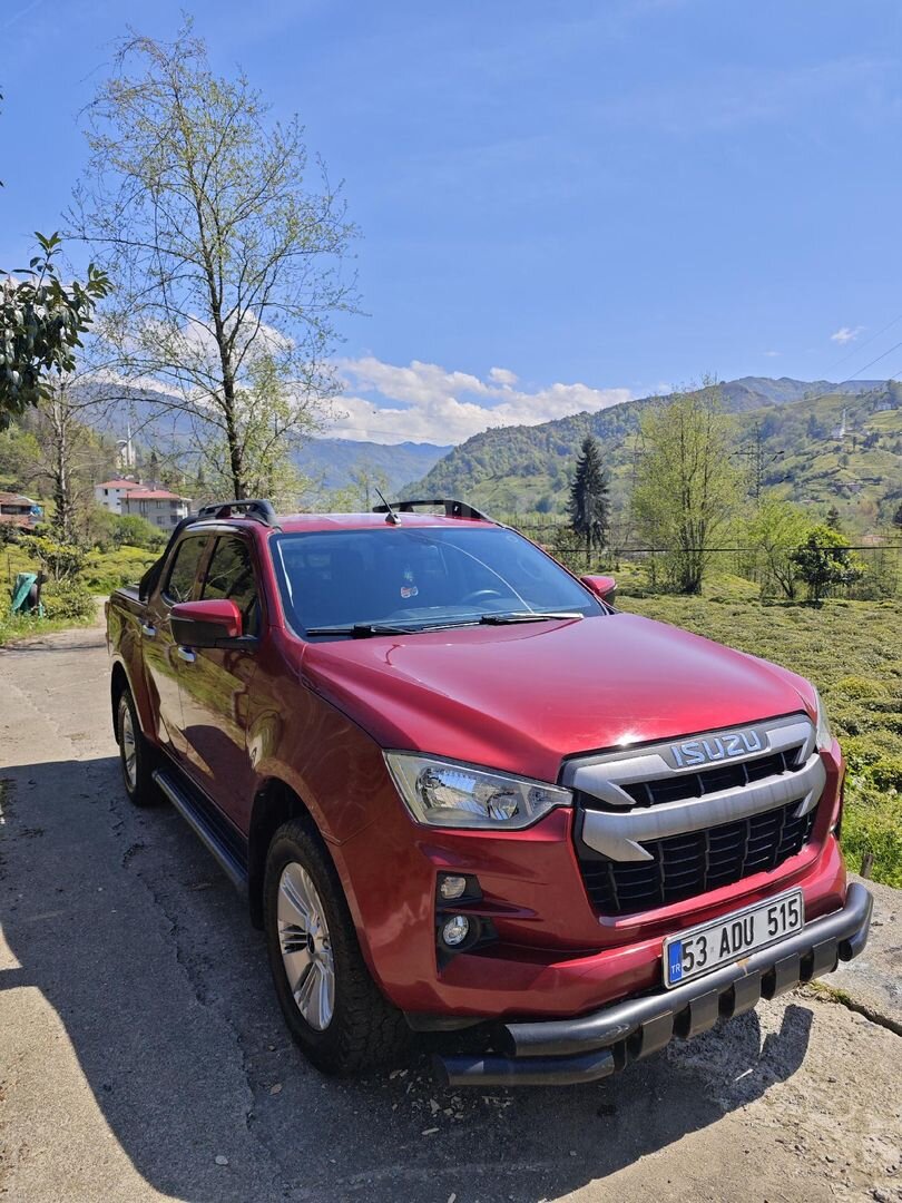Sahibinden Isuzu D-Max 1.9 D 4x2 V-Life 2022 Model 2