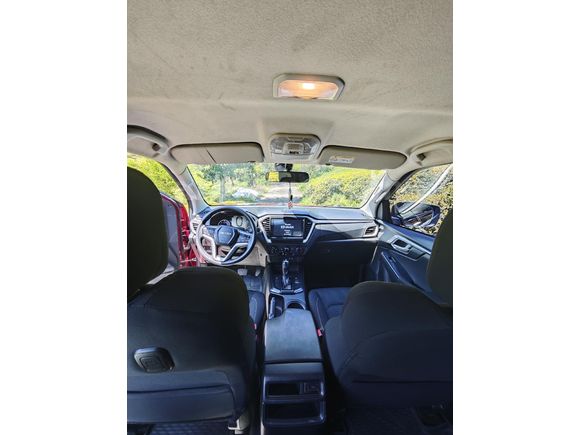 Sahibinden Isuzu D-Max 1.9 D 4x2 V-Life 2022 Model