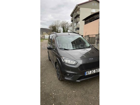 Sahibinden Ford Tourneo Courier 1.5 TDCi Titanium Plus 2022 Model 