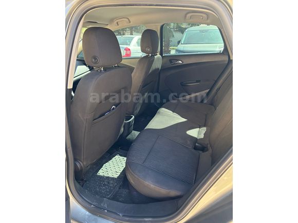 Memurdan temiz Opel Astra