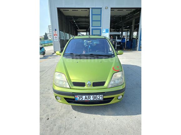 Sahibinden Renault Scenic 2.0 RXi 2000 Model