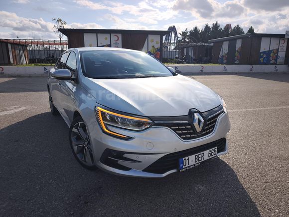 Sahibinden Renault Megane 1.3 TCe Icon 2023 Model