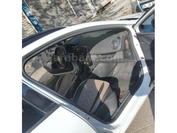 Bakımlı Renault Clio 1.5 dCi
