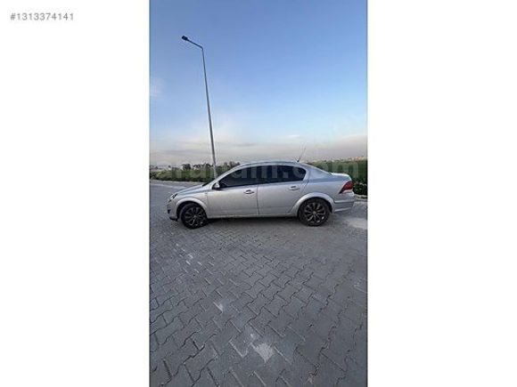 2011 ASTRA 1.3 ENJOY PLUS 111.YIL ÖZEL SERİ EMSALSİZ DİRİLİKTE