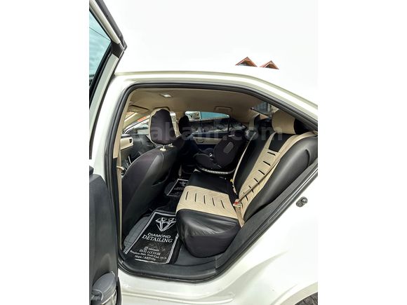 2015 HATASIZ BOYASIZ TEMİZ KULLANILMIŞ COROLLA 1.33 LİFE