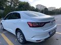 DEĞİŞENSİZ 1.3TCE AİLE ARABASI