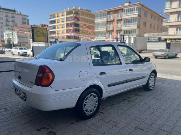 Sahibinden Renault Clio 1.4 RNA 2001 Model 