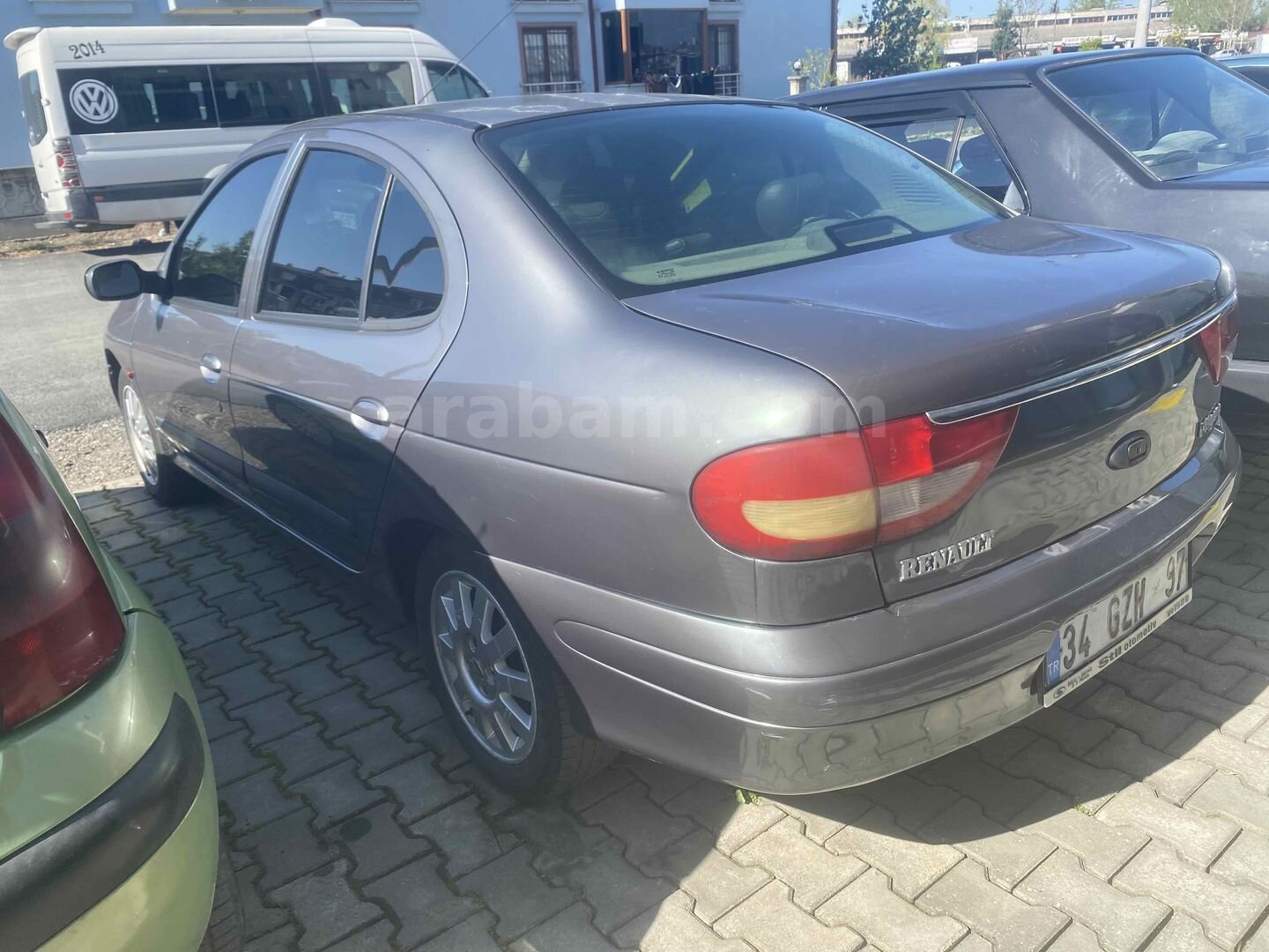 Galeriden Renault Megane 1.6 RTE 2002 Model Sakarya 385.000 km Gri 5
