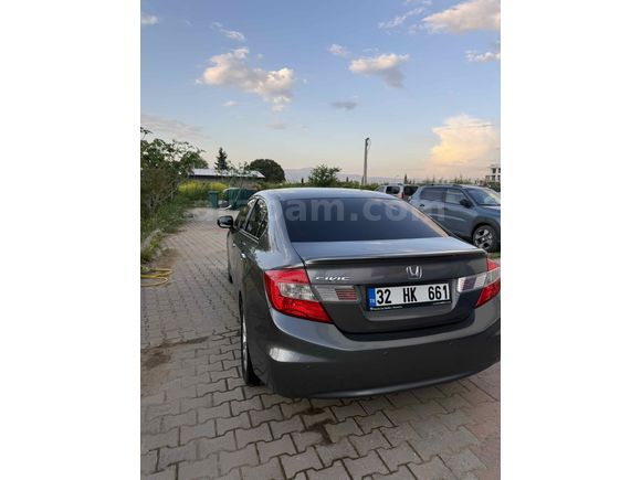 Sahibinden Honda Civic 1.6i VTEC Eco Elegance 2013 Model 