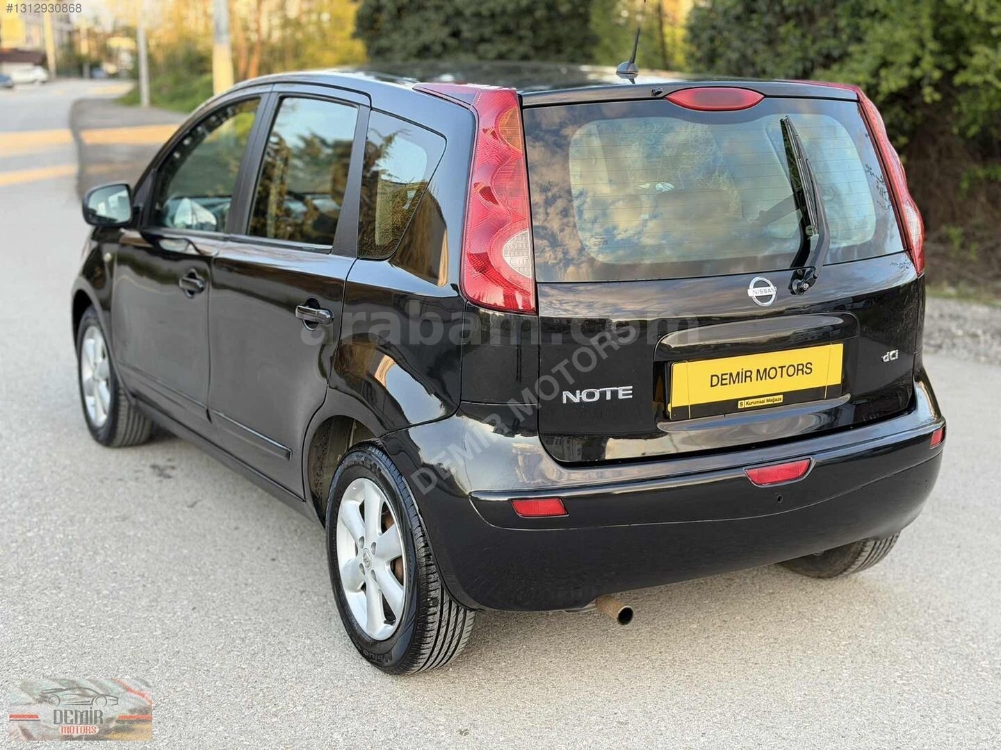 Galeriden Nissan Note 1.5 dCi Tekna 2008 Model Düzce 254.000 km Siyah 3