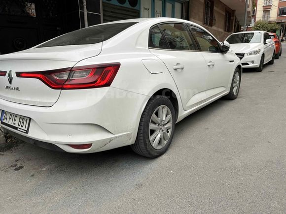 Sahibinden Renault Megane 1.5 dCi Touch 2018 Model 