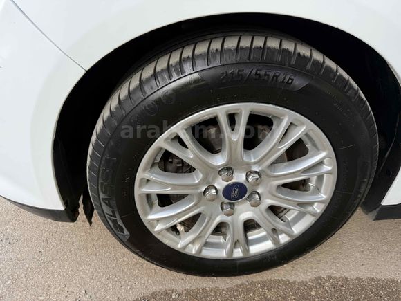 Sahibinden Ford C-Max 1.6 TDCi Titanium 2013 Model 