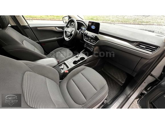 2020 FORD KUGA TİTANIUM DİZEL OTOMATİK 92 BİN KM SUNROOF