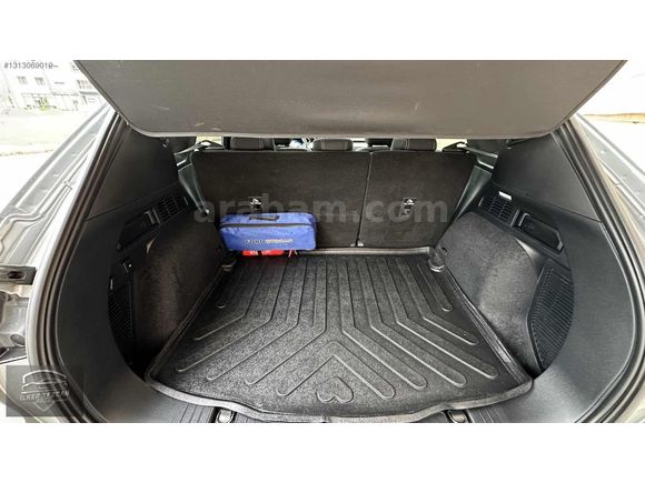 2020 FORD KUGA TİTANIUM DİZEL OTOMATİK 92 BİN KM SUNROOF