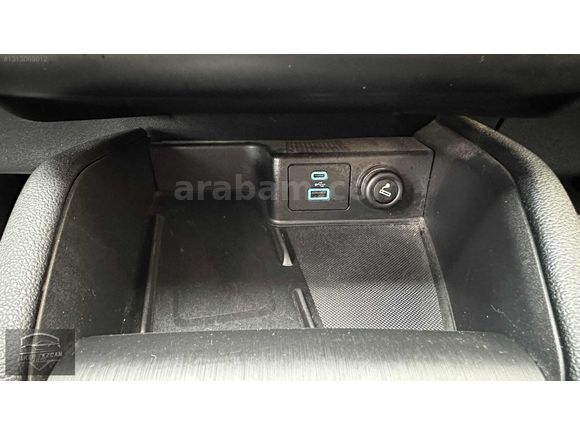 2020 FORD KUGA TİTANIUM DİZEL OTOMATİK 92 BİN KM SUNROOF