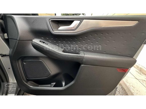 2020 FORD KUGA TİTANIUM DİZEL OTOMATİK 92 BİN KM SUNROOF