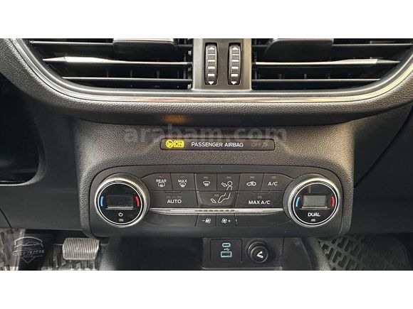 2020 FORD KUGA TİTANIUM DİZEL OTOMATİK 92 BİN KM SUNROOF