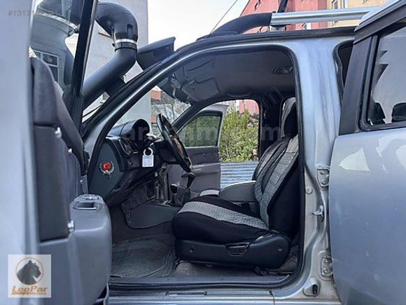2011 FORD RANGER 2.5 TDCİ XLT 4x4 143 HP DİZEL 295 BİN KM DE